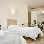 Foscolo בית הארחה *